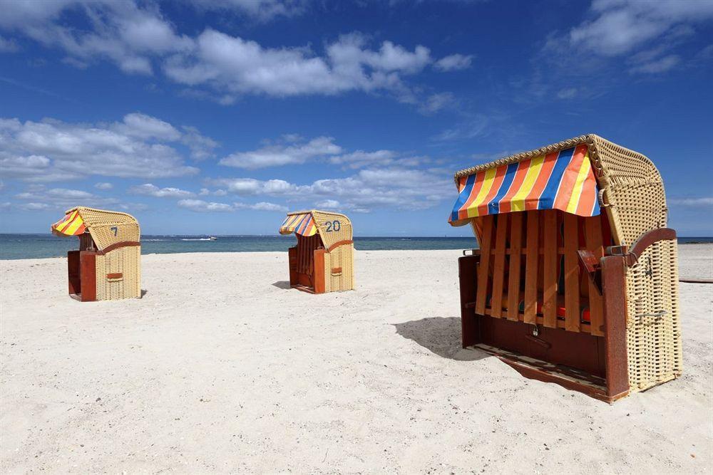 Hotel Haus Am Meer Ховахт Екстериор снимка