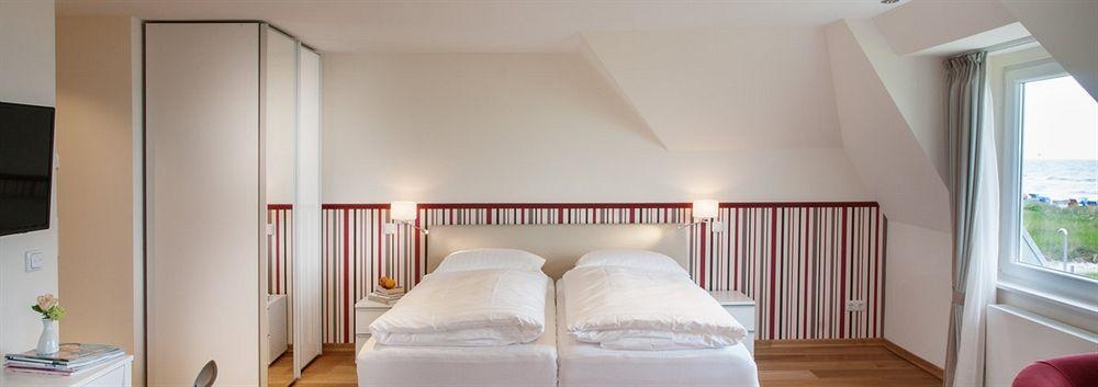 Hotel Haus Am Meer Ховахт Екстериор снимка