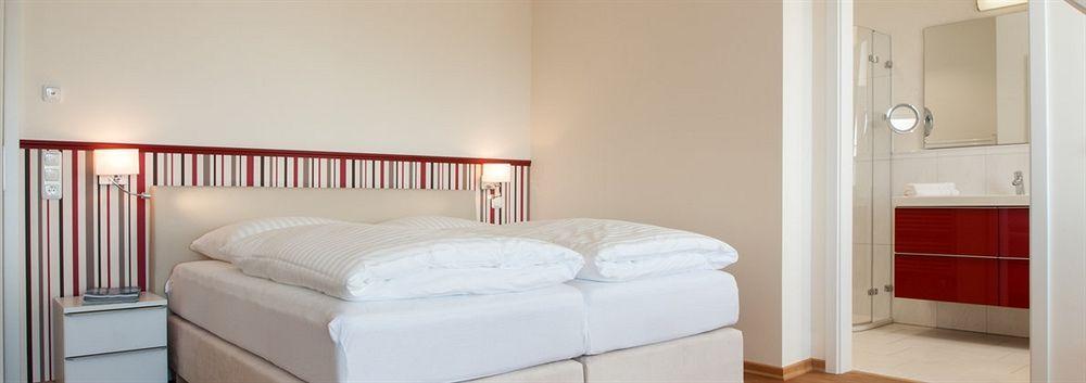 Hotel Haus Am Meer Ховахт Екстериор снимка