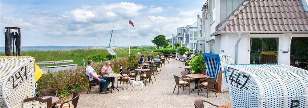 Hotel Haus Am Meer Ховахт Екстериор снимка