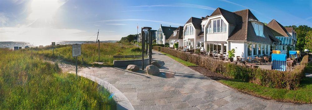Hotel Haus Am Meer Ховахт Екстериор снимка