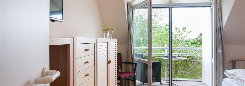 Hotel Haus Am Meer Ховахт Екстериор снимка