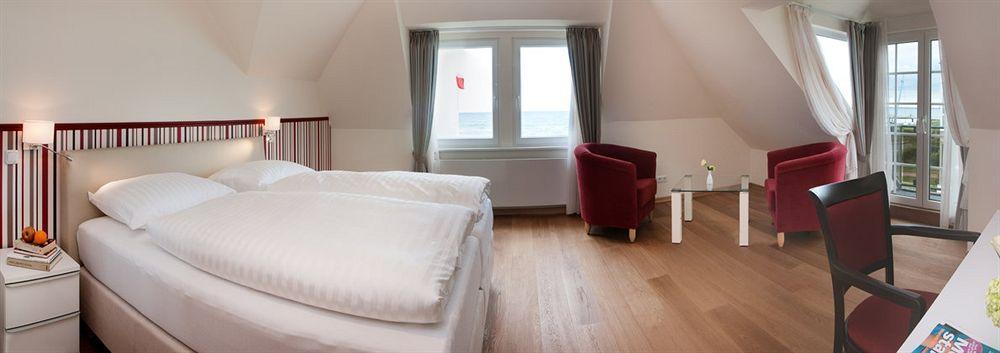 Hotel Haus Am Meer Ховахт Екстериор снимка