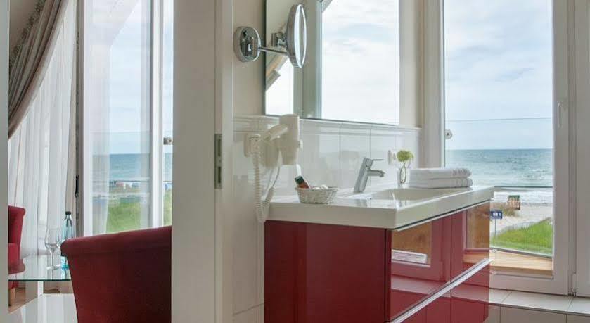 Hotel Haus Am Meer Ховахт Екстериор снимка